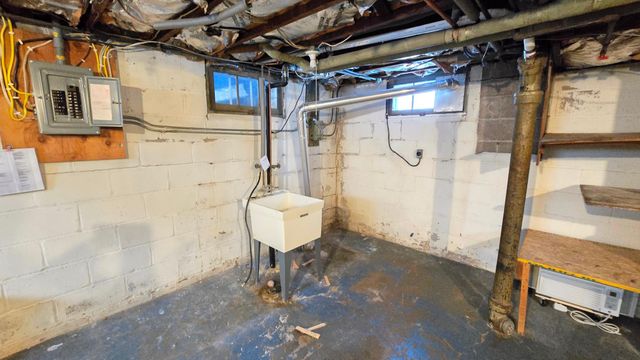 3306 Keewaydin Place, Minneapolis, MN 55417