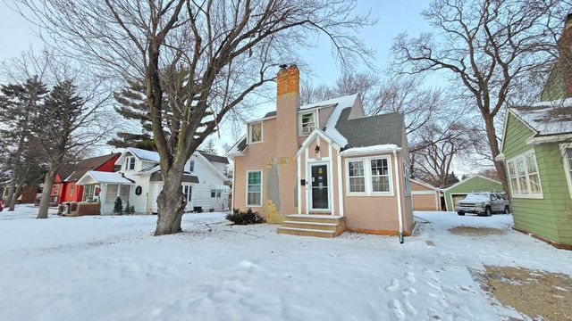 3306 Keewaydin Place, Minneapolis, MN 55417