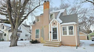 3306 Keewaydin Place, Minneapolis, MN 55417