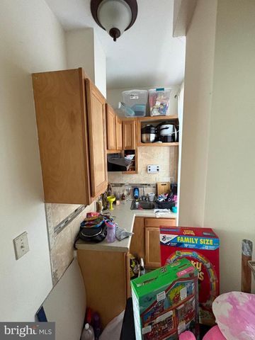 921 N 3RD ST, Reading, PA 19601