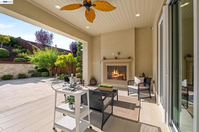 2134 Elderberry Dr, San Ramon, CA 94582