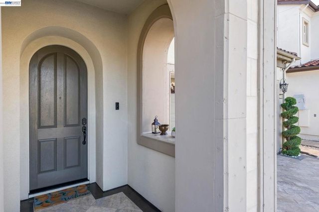 2134 Elderberry Dr, San Ramon, CA 94582
