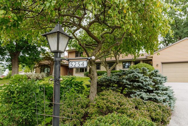 5254 S Allenwood LANE, Hales Corners, WI 53130