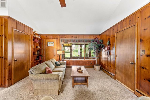 5254 S Allenwood LANE, Hales Corners, WI 53130