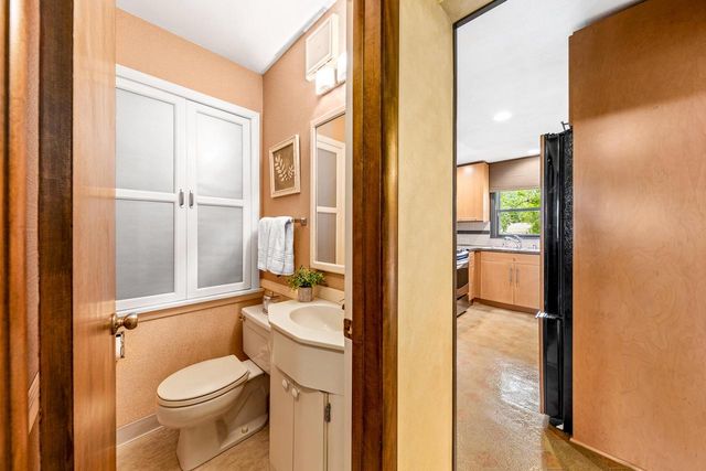 5254 S Allenwood LANE, Hales Corners, WI 53130