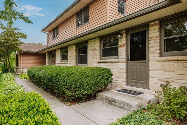 5254 S Allenwood LANE, Hales Corners, WI 53130