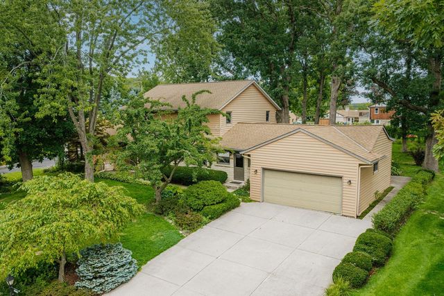 5254 S Allenwood LANE, Hales Corners, WI 53130