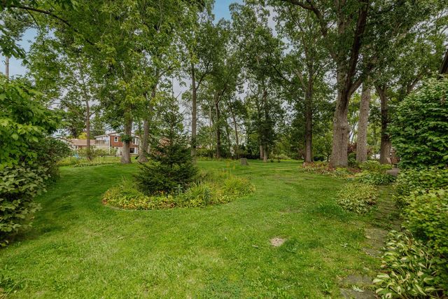 5254 S Allenwood LANE, Hales Corners, WI 53130