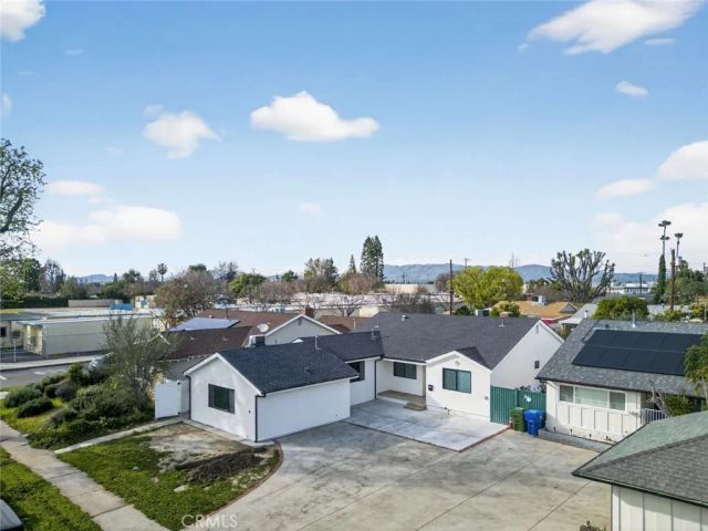 15753 Cohasset Street, Van Nuys, CA 91406