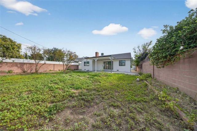 15753 Cohasset Street, Van Nuys, CA 91406