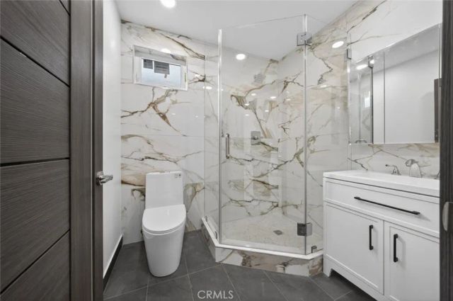 15753 Cohasset Street, Van Nuys, CA 91406