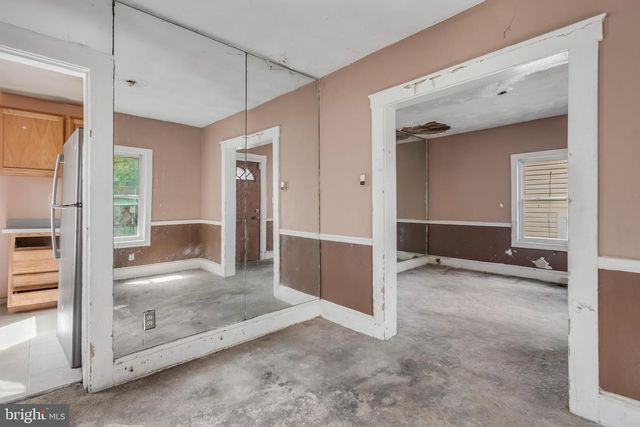 4530 DIX ST NE, Washington, DC 20019