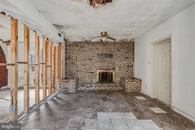 4530 DIX ST NE, Washington, DC 20019