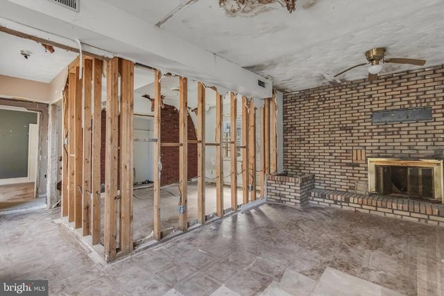 4530 DIX ST NE, Washington, DC 20019