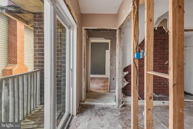 4530 DIX ST NE, Washington, DC 20019