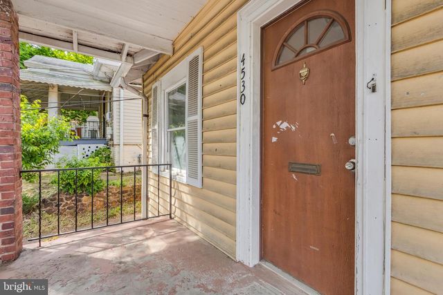 4530 DIX ST NE, Washington, DC 20019