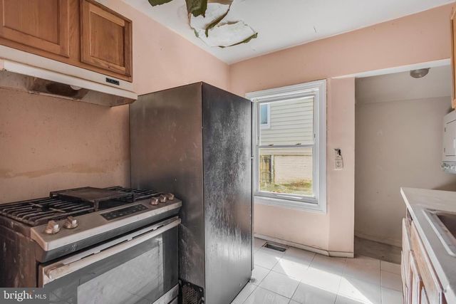 4530 DIX ST NE, Washington, DC 20019