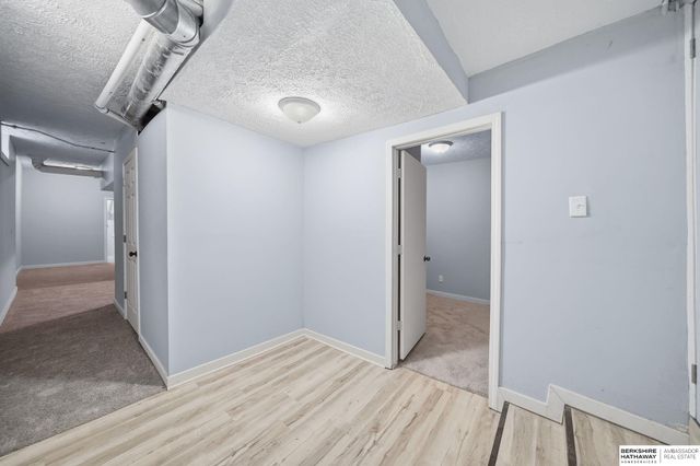 1775 S 9 Street, Omaha, NE 68108