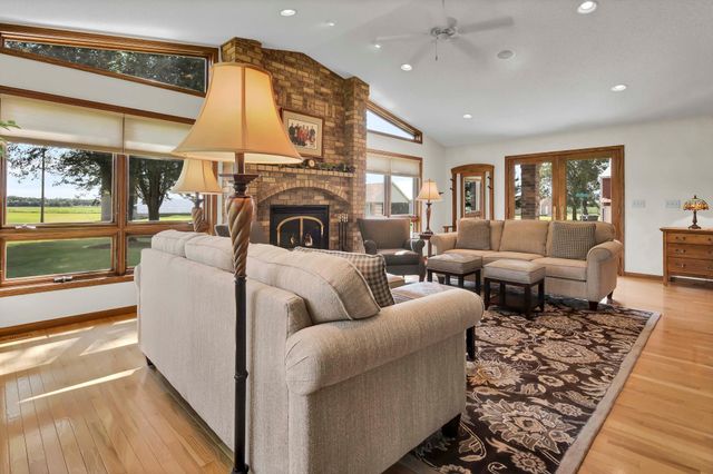 8010 Center Street, Clear Lake, MN 55319