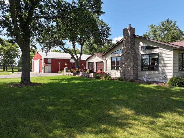8010 Center Street, Clear Lake, MN 55319