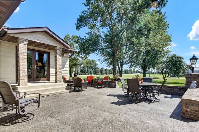 8010 Center Street, Clear Lake, MN 55319