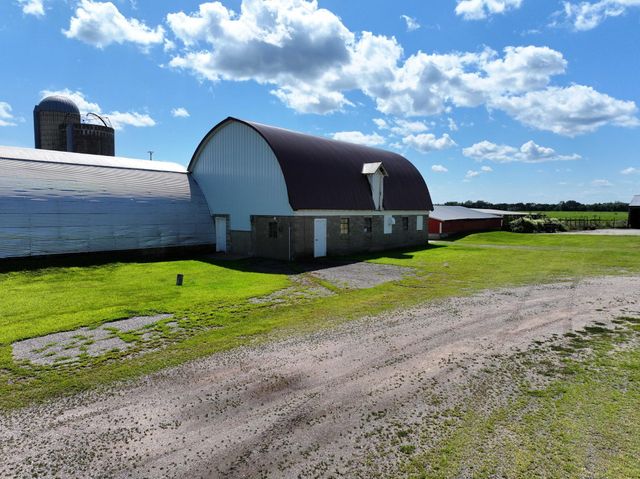 8010 Center Street, Clear Lake, MN 55319