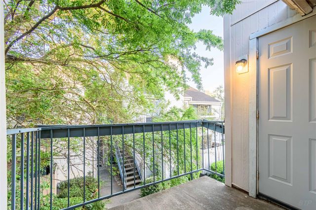 7950 N Stadium Drive 226, Houston, TX 77030