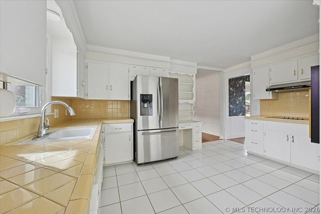 3835 S Gary Place, Tulsa, OK 74105