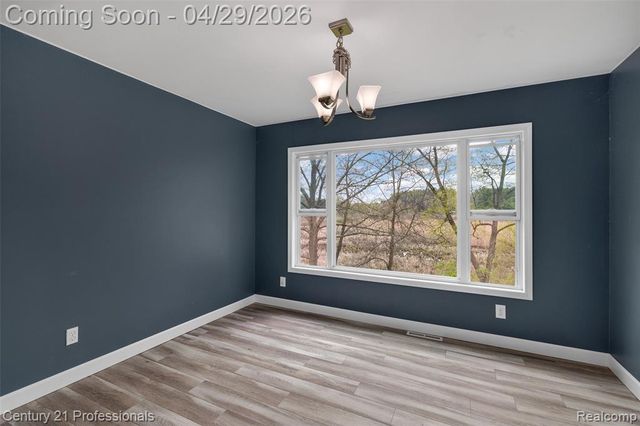 9200 Clyde Road, Fenton, MI 48430