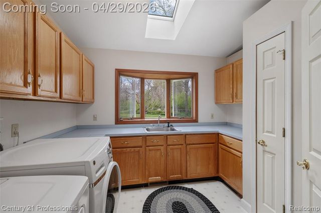 9200 Clyde Road, Fenton, MI 48430