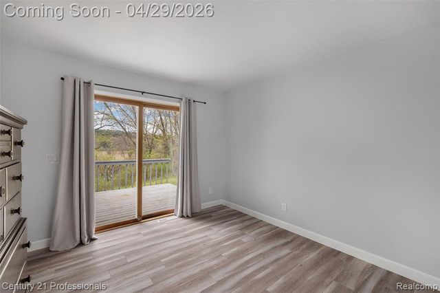 9200 Clyde Road, Fenton, MI 48430