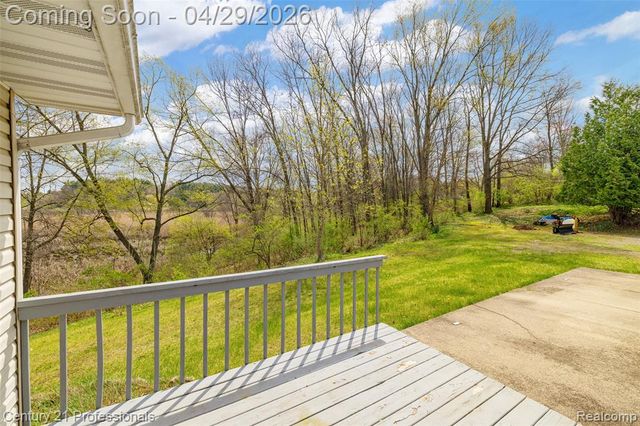 9200 Clyde Road, Fenton, MI 48430