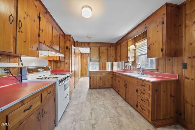 400 Grovemont Road, Raleigh, NC 27603