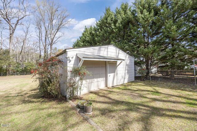 400 Grovemont Road, Raleigh, NC 27603
