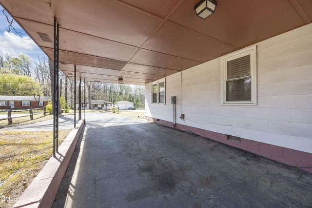 400 Grovemont Road, Raleigh, NC 27603