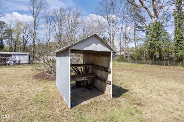 400 Grovemont Road, Raleigh, NC 27603