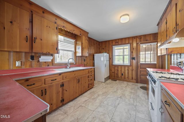 400 Grovemont Road, Raleigh, NC 27603