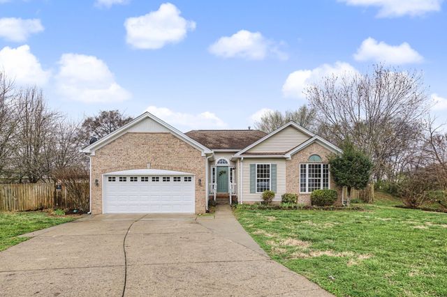 3307 Haynes Dr, Spring Hill, TN 37174