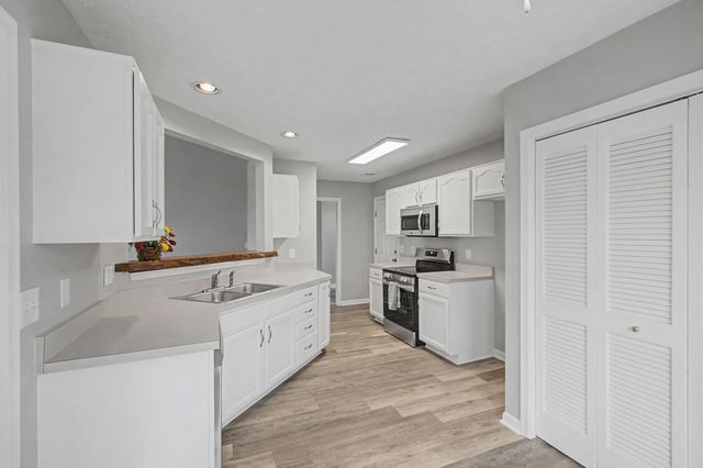 3307 Haynes Dr, Spring Hill, TN 37174