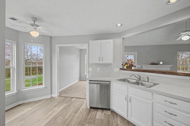 3307 Haynes Dr, Spring Hill, TN 37174