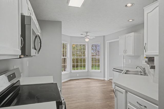 3307 Haynes Dr, Spring Hill, TN 37174