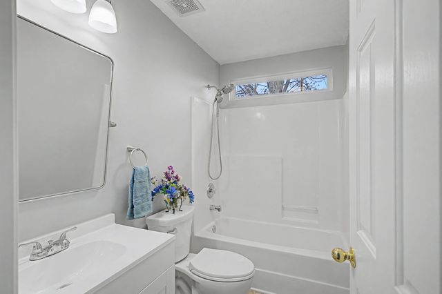 3307 Haynes Dr, Spring Hill, TN 37174