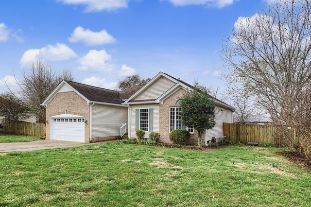 3307 Haynes Dr, Spring Hill, TN 37174