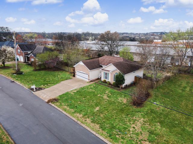 3307 Haynes Dr, Spring Hill, TN 37174