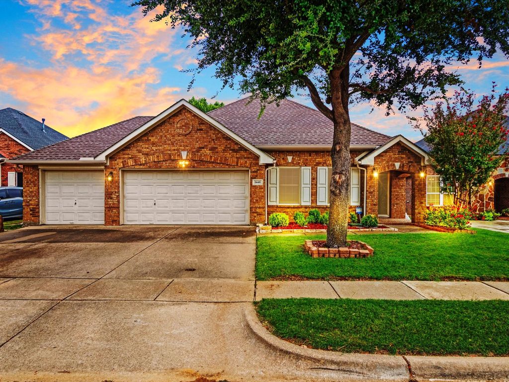 5440 Lavaca Road, Grand Prairie, TX 75052 — exterior
