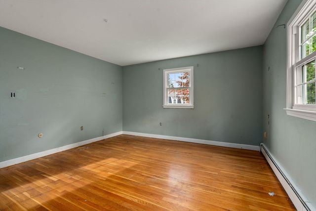 1066 Hillside St, Milton, MA 02186