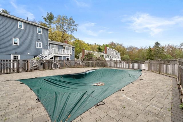 1066 Hillside St, Milton, MA 02186
