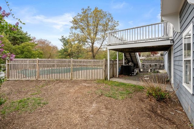 1066 Hillside St, Milton, MA 02186