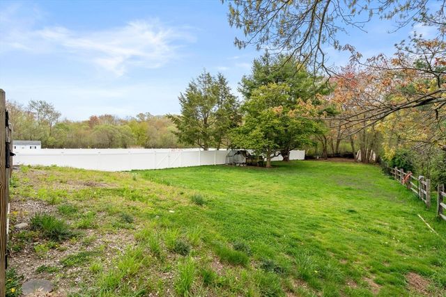 1066 Hillside St, Milton, MA 02186