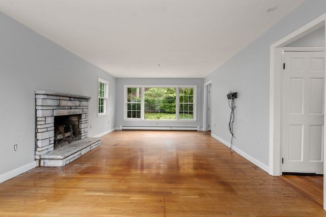 1066 Hillside St, Milton, MA 02186